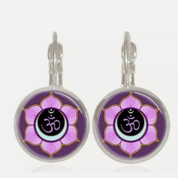 New OM Symbol Glass Cabochon Silver Lever Back Earrings. - Picture 1 of 3